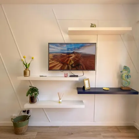 Auramar Apartment *